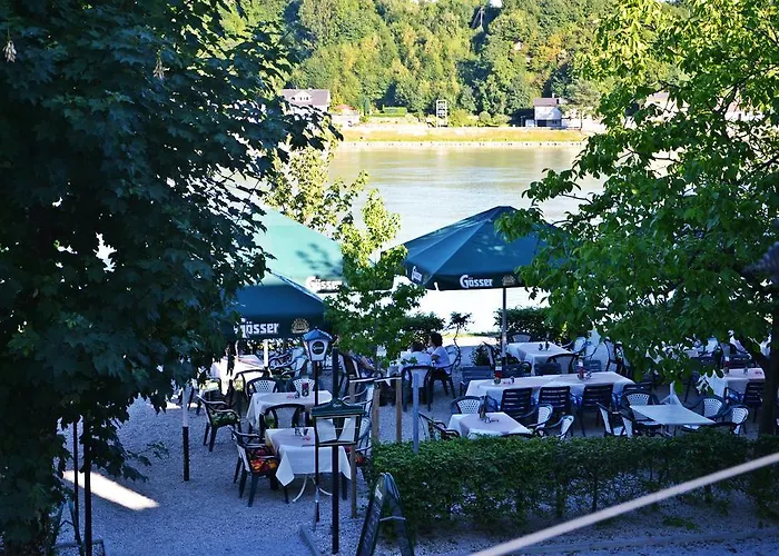 Pensjonat Aschacher Hof 3*