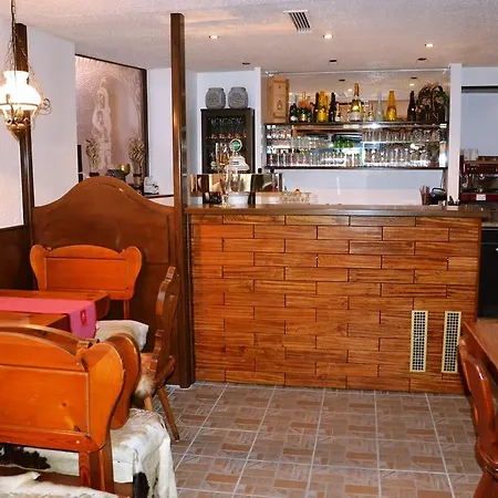 בית הארחה Aschacher Hof אשאך אן דר דונאו